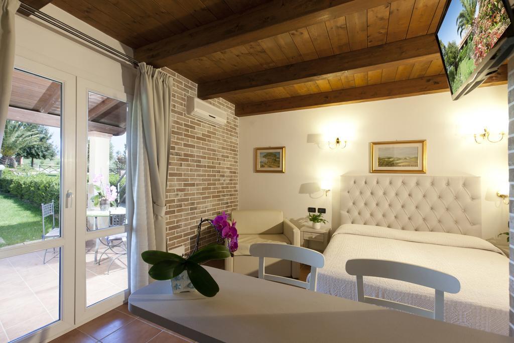 Aparthotel Fattoria Maremmana à Marina di Grosseto Extérieur photo