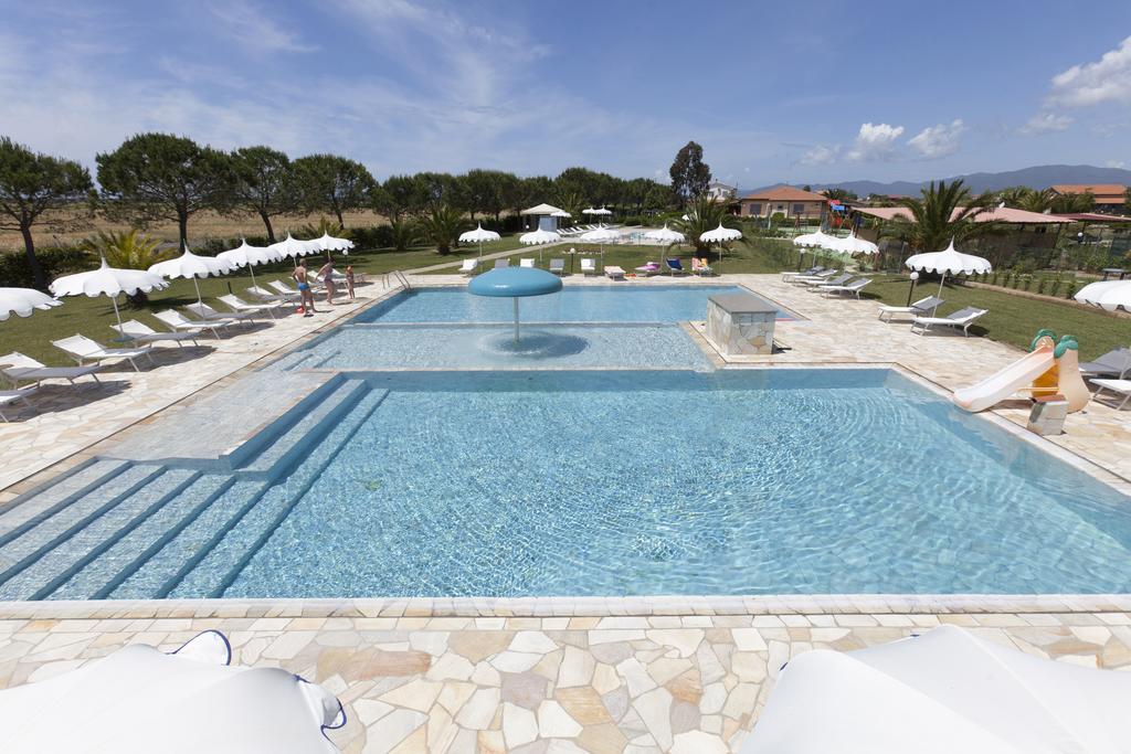 Aparthotel Fattoria Maremmana à Marina di Grosseto Extérieur photo